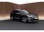 Volkswagen Tiguan 1.5 TSI 150pk DSG R-Line Business + Trekhaak Camera HUD Stoelverwarming Panoramadak Navigatie