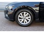 Volkswagen Passat Variant 1.5 TSI Business O.a: PDC, Clima, Navi, ACC, Carplay, Rijklaar, Etc. All-in prijs!