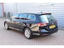 Volkswagen Passat Variant 1.5 TSI Business O.a: PDC, Clima, Navi, ACC, Carplay, Rijklaar, Etc. All-in prijs!