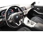BMW 3-Serie Touring 318i Business Edition Aut. [ LED HiFi Live-cockpit prof. Stoelverwarming ]