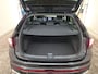 Volkswagen Taigo 1.0 TSI 110pk Automaat R-Line Interieur en exterieur | Stoelverwarming | CarPlay | Navi | Keyless | Comfortpakket