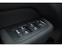 Volvo XC60 2.0 T8 Plug-in hybrid AWD Ultra Black Edition | Luchtvering | Massage | Bowers & Wilkins | 22 inch | Trekhaak |