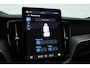 Volvo XC60 2.0 T8 Plug-in hybrid AWD Ultra Black Edition | Luchtvering | Massage | Bowers & Wilkins | 22 inch | Trekhaak |