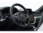 Volvo XC60 2.0 T8 Plug-in hybrid AWD Ultra Black Edition | Luchtvering | Massage | Bowers & Wilkins | 22 inch | Trekhaak |
