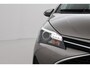 Toyota Yaris 1.5 Hybrid Dynamic | Panoramadak | Cruise Control | Clima | Camera | 16 inch | Rijstrooksensor | Bluetooth