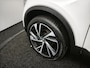 Volvo XC40 1.5 T3 R-Design | Achteruitrijcamera | Navigatie | Stoelverwarming | Elektrische Achterklep |