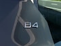 Volvo XC40 2.0 B4 Plus Dark Mild hybrid, Automaat, Panoramadak, 19 inch wielen met all-season banden, Trekhaak semi elektrisch, Stoelverwarming, Stuurverwarming, Elektrische stoelen, Leder-nubuck bekleding