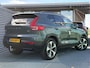 Volvo XC40 2.0 B4 Plus Dark Mild hybrid, Automaat, Panoramadak, 19 inch wielen met all-season banden, Trekhaak semi elektrisch, Stoelverwarming, Stuurverwarming, Elektrische stoelen, Leder-nubuck bekleding