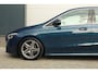 Mercedes-Benz B-klasse 180 Business Solution AMG Afn. Trekhaak Carplay Widescreen