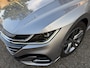Volkswagen Arteon Shooting Brake 2.0 TSi 190pk R-Line Business+ Leer pack | Camera | Orig NL auto | Massage