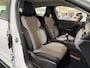 Renault Clio 90PK TCe GPF Evolution | DEMO | Navi | Camera | Apple CarPlay/Android Auto | Parkeersensoren | Airco | Licht & Regen Sensor | Cruise Control | Full LED | Digital Cockpit |