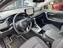 Toyota RAV4 Hybrid 220 AWD Dynamic | Stoelverwarming, Groot scherm, Parkeersensoren, Licht + Regensensor, 1650KG Trekgewicht