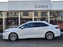 Toyota Corolla Sedan 1.8 Hybrid Style | Parkeersensoren, Navigatie, Keyless