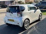 Toyota iQ 1.0 VVTi Aspiration Plus | Stoelverwarming, Half leer, Parkeersensoren, Climate control, Lichtmetalen velgen, Zeer compleet