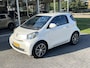 Toyota iQ 1.0 VVTi Aspiration Plus | Stoelverwarming, Half leer, Parkeersensoren, Climate control, Lichtmetalen velgen, Zeer compleet