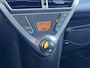 Toyota iQ 1.0 VVTi Aspiration Plus | Stoelverwarming, Half leer, Parkeersensoren, Climate control, Lichtmetalen velgen, Zeer compleet