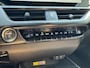 Lexus UX 250h F Sport Line | Facelift, Head up display, Blind Spot, 18 inch, Parkeersensoren, Stoel + Stuurverwarming, Groot scherm
