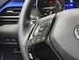 Toyota C-HR / C-HR+ 1.8 Hybrid Bi-Tone Plus | Leer, Stoel + Stuurverwarming, Navigatie, Dodehoekherkenning, Parkeersensoren