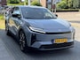 Toyota C-HR / C-HR+ 77 kWh First Edition | 20 inch velgen, Elektrische achterklep, Dodehoekherkenning, Parkeersensoren