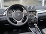 Suzuki Vitara 1.5 Hybrid Style | Trekhaak, Panoramadak, Dodehoekherkenning, Parkeersensoren, Half leer, Stoelverwarming, Keyless