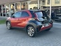 Toyota Aygo X 1.0 VVT-i MT Pulse Bi-tone | Chili red,17 inch, Privacy glass, Apple CarPlay/Android auto, Airconditioning, Parkeercamera
