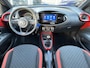 Toyota Aygo X 1.0 VVT-i MT Pulse Bi-tone | Chili red,17 inch, Privacy glass, Apple CarPlay/Android auto, Airconditioning, Parkeercamera