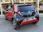 Toyota Aygo X 1.0 VVT-i MT Pulse Bi-tone | Chili red,17 inch, Privacy glass, Apple CarPlay/Android auto, Airconditioning, Parkeercamera