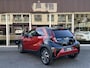 Toyota Aygo X 1.0 VVT-i MT Pulse Bi-tone | Chili red,17 inch, Privacy glass, Apple CarPlay/Android auto, Airconditioning, Parkeercamera