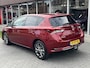 Toyota Auris 1.8 Hybrid Dynamic Plus | Trekhaak, 17 inch Lichtmetalen velgen, Keyless, Navigatie, Safety Sense