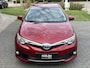 Toyota Auris 1.8 Hybrid Dynamic Plus | Trekhaak, 17 inch Lichtmetalen velgen, Keyless, Navigatie, Safety Sense