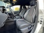 Toyota Corolla Touring Sports 1.8 Hybrid GR-Sport | Eerste eigenaar, Trekhaak, Apple CarPlay/Android Auto, Parkeersensoren, LED, Stoelverwarming, Lendensteun