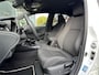 Toyota Corolla 1.8 Hybrid Style Plus | Dodehoekherkenning, 17 inch, Stoel + Stuurverwarming, Parkeersensoren