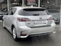 Lexus CT 200h Luxury Line | Leer, Geheugenfunctie, Stoelverwarming, Parkeersensoren, Navigatie, Camera, Licht + Regensensor