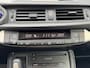 Lexus CT 200h Luxury Line | Leer, Geheugenfunctie, Stoelverwarming, Parkeersensoren, Navigatie, Camera, Licht + Regensensor