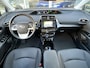 Toyota Prius 1.8 Dynamic | Trekhaak, Head up display, Parkeercamera, Stoelverwarming, Adaptive cruise control