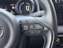 Toyota Yaris 1.5 Hybrid Dynamic Plus | Stoelverwarming, 16 inch, LED, Apple CarPlay/Android Auto, Parkeercamera, Keyless
