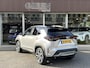 Toyota Yaris Cross 1.5 Hybrid Adventure AWD | Uniek 4X4, Head up display, Leer, Stoel + Stuurverwarming, 18 inch, Dodehoekherkenning, Parkeersensoren