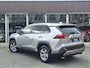 Toyota RAV4 Hybrid 220 AWD Dynamic | Stoelverwarming, Groot scherm, Parkeersensoren, Licht + Regensensor, 1650KG Trekgewicht