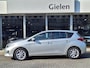 Toyota Auris 1.6 VVT-i 132pk Aspiration | Trekhaak, Stoelverwarming, Parkeercamera, Bluetooth, Stuurbediening, Climate control