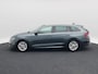 Skoda Octavia Combi 1.0 e-TSi 110 Pk Automaat Business Edition Plus | Trekhaak | Stoelverwarming | Camera | Navigatie | Adaptive Cruise | 17 Inch | 83.812 Km !!