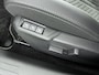 Peugeot 208 1.2 110 Hybrid e-DCS6 GT | Tot 8 jaar garantie | Elektrisch verstelbare stoel | Navigatie | Adaptive Cruise Control | Camera voor en achter