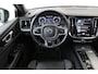 Volvo S60 B4 (M-HYBRID) R-DESIGN -PANO.DAK|HARMAN/KARDON|POWER-SEATS|SPORTSTOELEN|STANDKACHEL|CAMERA|EXT.STYLING|PRIVACY.GLAS|BLACK.BADGE|POLESTAR-UITLAAT|TREKHAAK|19"WINTERBANDEN