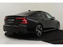 Volvo S60 B4 (M-HYBRID) R-DESIGN -PANO.DAK|HARMAN/KARDON|POWER-SEATS|SPORTSTOELEN|STANDKACHEL|CAMERA|EXT.STYLING|PRIVACY.GLAS|BLACK.BADGE|POLESTAR-UITLAAT|TREKHAAK|19"WINTERBANDEN