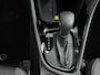 Toyota Yaris 1.5 Hybrid 115 Dynamic | Dodehoek detectie | Parkeersensoren voor/achter | Stoel-/stuurverwarming | Apple Carplay / Android Auto | Keyless | Adaptive Cruise | Clima | Camera | 16 inch