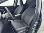 Toyota Yaris 1.5 Hybrid 115 Dynamic | Dodehoek detectie | Parkeersensoren voor/achter | Stoel-/stuurverwarming | Apple Carplay / Android Auto | Keyless | Adaptive Cruise | Clima | Camera | 16 inch