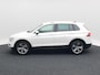 Volkswagen Tiguan 1.5 TSi ACT 150 Pk Automaat Highline | Stoelverwarming | Adaptive Cruise | Trekhaak | Navigatie | Camera | 19 Inch | 105.594 Km !!