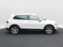 Volkswagen Tiguan 1.5 TSi ACT 150 Pk Automaat Highline | Stoelverwarming | Adaptive Cruise | Trekhaak | Navigatie | Camera | 19 Inch | 105.594 Km !!