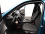 Peugeot 2008 1.2 Hybrid 145 Allure 8 Jaar Garantie | Apple Carplay | Keyless | Camera Voor + Achter | Parkeersenoren Voor en Achter | Cruise Control | Dodehoekbewaking | LED Verlichting