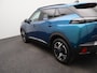 Peugeot 2008 1.2 Hybrid 145 Allure 8 Jaar Garantie | Apple Carplay | Keyless | Camera Voor + Achter | Parkeersenoren Voor en Achter | Cruise Control | Dodehoekbewaking | LED Verlichting