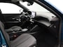 Peugeot 2008 1.2 Hybrid 145 Allure 8 Jaar Garantie | Apple Carplay | Keyless | Camera Voor + Achter | Parkeersenoren Voor en Achter | Cruise Control | Dodehoekbewaking | LED Verlichting